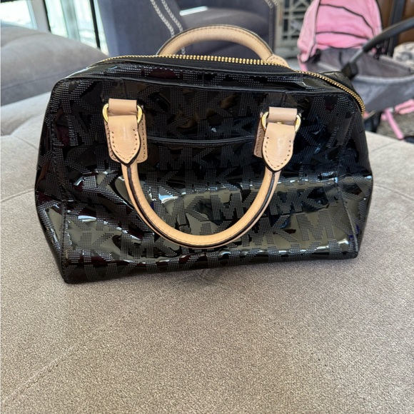 Michael Kors Black and Gold Women's Bag - Picture 3 of 4